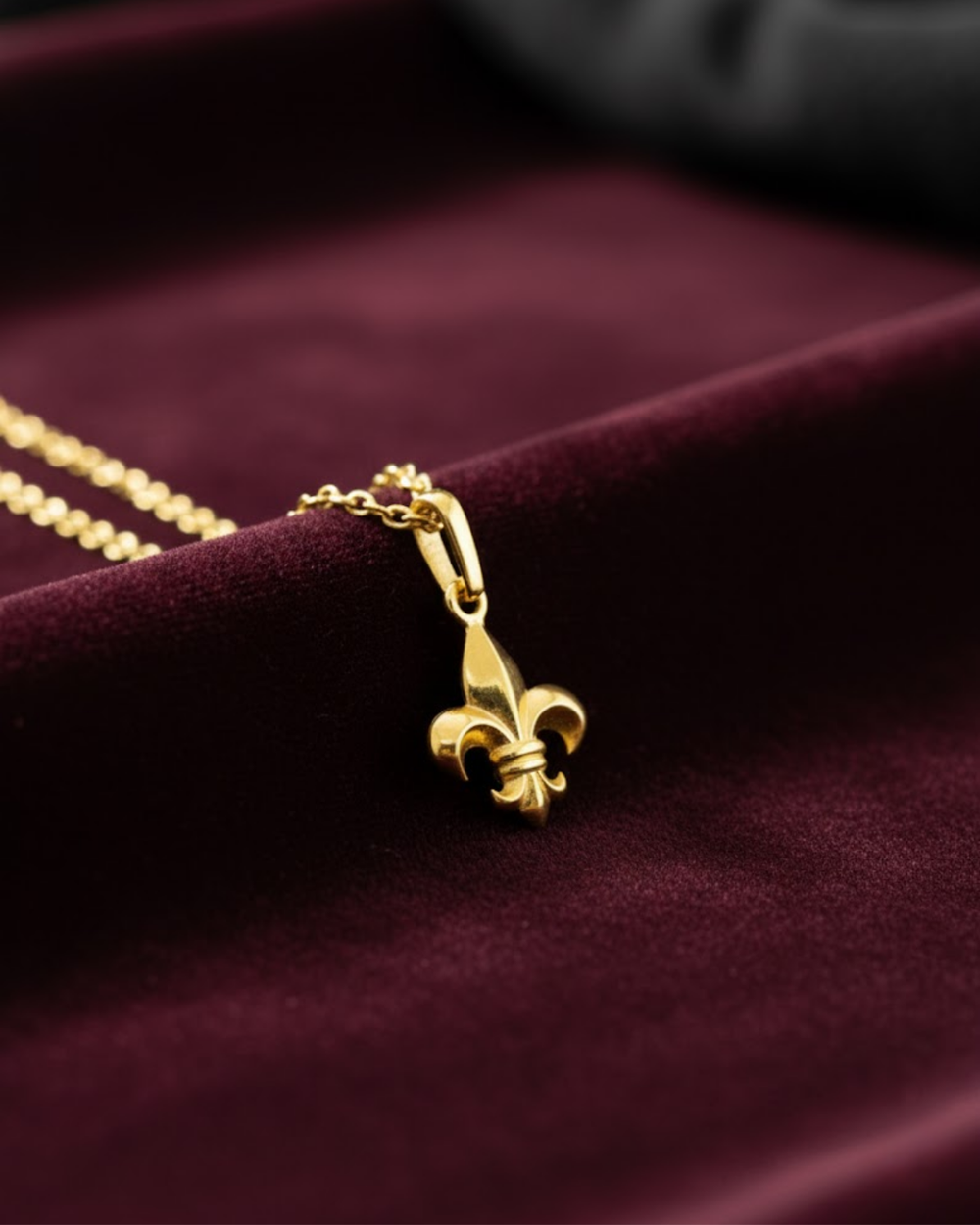 Lys Royal en Or 18 Carats Waldhari